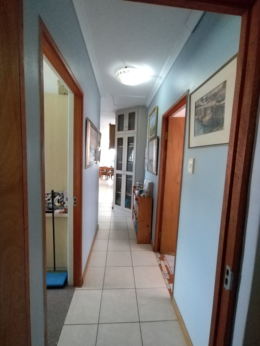 3 Bedroom Property for Sale in Wavecrest Eastern Cape